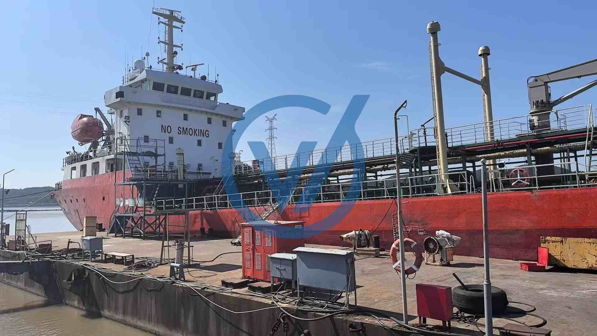 4300 DWT Bitumen / Heavy Oil tanker